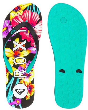 Cinco chancletas de Roxy para capear el calor 