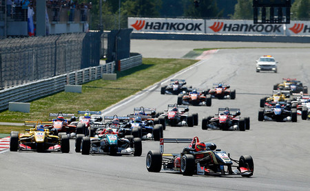 Salida Moscú FIA F3 2014