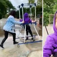 Nada es imposible: el vídeo viral de un niño con parálisis cerebral que cumple su sueño de practicar skateboarding