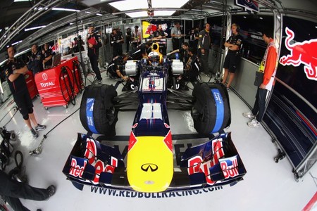 Red Bull se cubre las espaldas ante los problemas con el alternador