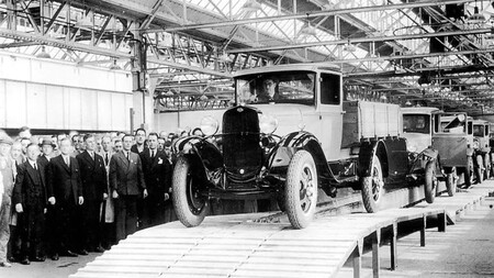 Henry Ford El Ingeniero Que Revoluciono La Industria Afirma Que Un Hombre Pobre No Es Aquel Que No Tiene Un Centavo Un Hombre Pobre Es Aquel Que No Tiene Un Sueno