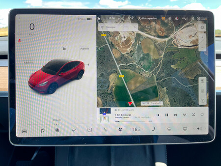 Tesla Model Y Prueba Contacto 20