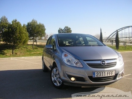 Opel Corsa 5p (Cosmo)