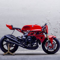 Deberías hidratarte antes de ver la MV Agusta Ago TT, el homenaje de Deus Ex Machina a Agostini