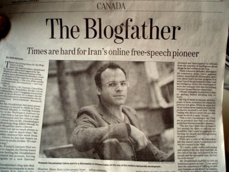 Irán libera "unos días" al padre de los blogueros, condenado a 19 años de cárcel