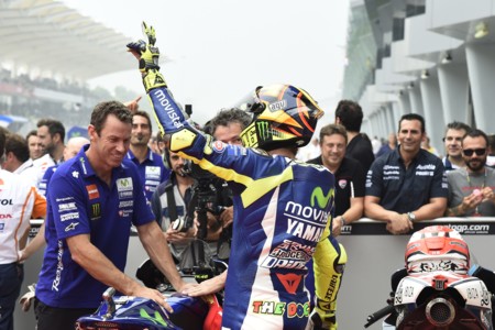 Valentino Rossi sancionado: saldrá último en Valencia