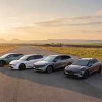 Llega a España Zeekr: la marca Premium de Geely nació hace 5 años pero sus coches ya son mejores que muchos coches eléctricos europeos