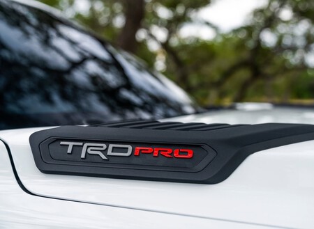 Toyota Sequoia 2023