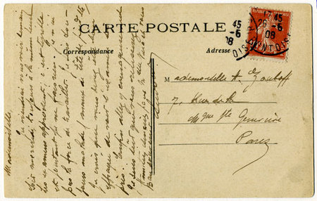 ¿Alguien envía tarjetas postales durante las vacaciones?