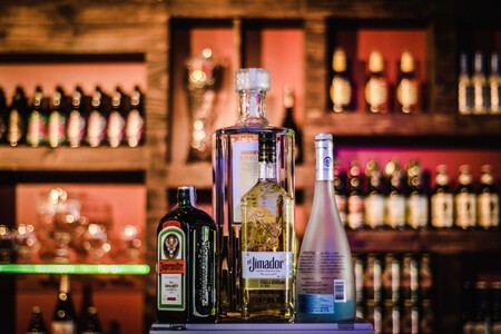 Alcohol Adulterado Encontro Nuevo Mercado Facebook Whatsapp Xataka Mexico 3