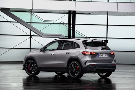 Mercedes Amg Gla 45 2021 10