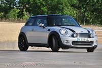 Mini Cooper, prueba (equipamiento y seguridad) 