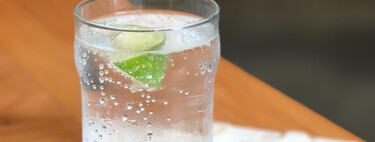 Saludable o no: así afecta el agua con gas al organismo  
