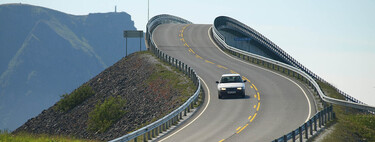 Noruega era el paraíso del coche eléctrico, hasta que se recortaron las ayudas: las ventas han caído a nivel de 1962