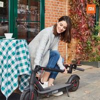 El patinete eléctrico de Xiaomi tiene una autonomía bestial y además está en oferta: por 319 euros con envío desde España