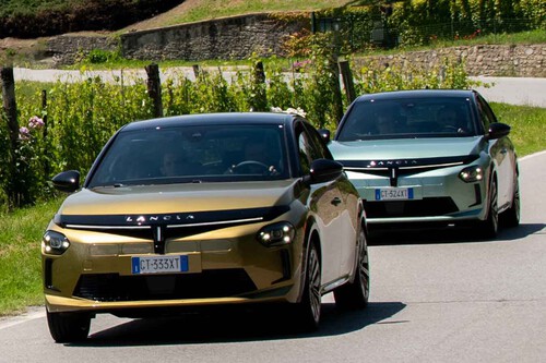 Qué nuevo Lancia Ypsilon elegir, ¿eléctrico o híbrido? Entre los dos hay más de 10.000 euros de diferencia, pero no es sólo cuestión de precio