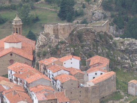 Linares De Mora Castillo Comarca Gudar Javalambre