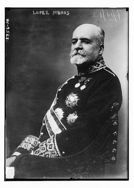 Las fotografías de algunos de los grandes bigotes de la historia
