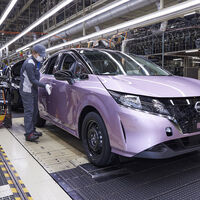 Nissan saca un pie del hoyo y consigue recaudar 4.500 millones de dólares gracias a los bonos basura. Mientras tanto, dice adiós a su planta insignia 