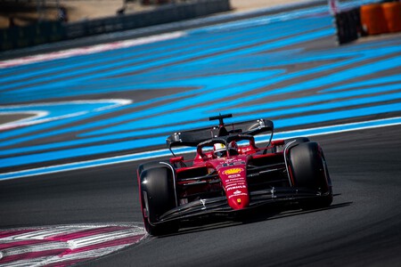 Charles Leclerc hace la pole position a rebufo de Carlos Sainz y Fernando Alonso parte séptimo en Francia