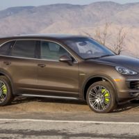 Diputados Mexicanos utilizarán autos oficiales eléctricos o híbridos
