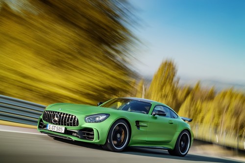 Mercedes-AMG GT R, la Bestia del Infierno Verde es... verde y muy (muy) especial