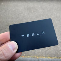 Una abuela tiene que llamar a los bomberos porque su Tesla se quedó sin batería: su nieta de 20 meses estaba atrapada dentro