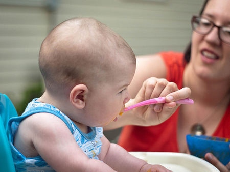 Errores en las hojas de alimentación complementaria del pediatra: situar los alimentos durante el día de manera inamovible