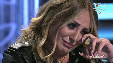 Rocío Flores rompe a llorar en el directo de 'Supervivientes' y abandona el plató tras estas emocionantes palabras de Olga Moreno