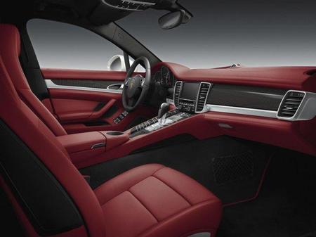 Porsche Panamera 4S Middle East Edition