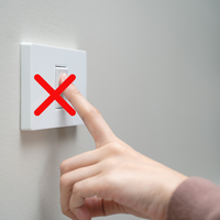 Adeus aos interruptores: tecnologia simples, prática e eficiente pode ser uma solução perfeita para aniquilar o valor absurdo da sua conta de luz  