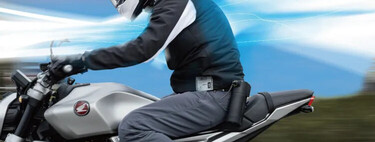 Japón vive en 2050: su último invento para ir frescos en la moto en verano es épico, y encima está tirado de precio