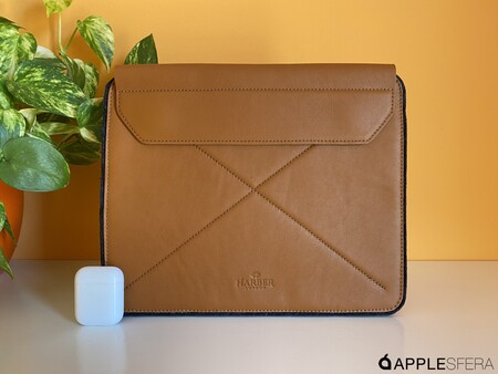 Magnetic Envelope Sleeve de Harber para iPad, una funda para llevarlo con estilo