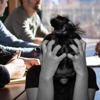 El relevo generacional en el comercio familiar se estanca en España. Solo 1 de cada 3 lleva a cabo el proceso con éxito y eso que son las que más crecen 