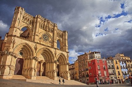 Tras su restauración, reabrió el Claustro de la Catedral de Cuenca
