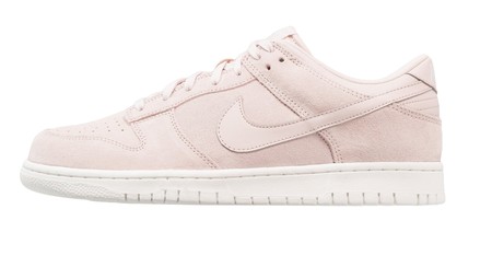 Por 37,95 euros podemos hacernos con unas zapatillas de Nike Sportswear Dunk Low en Zalando con envío gratis