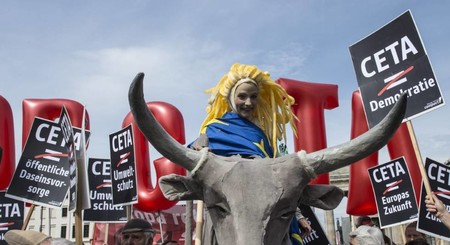 La UE y Canadá han firmado el CETA, ¿en qué consiste?