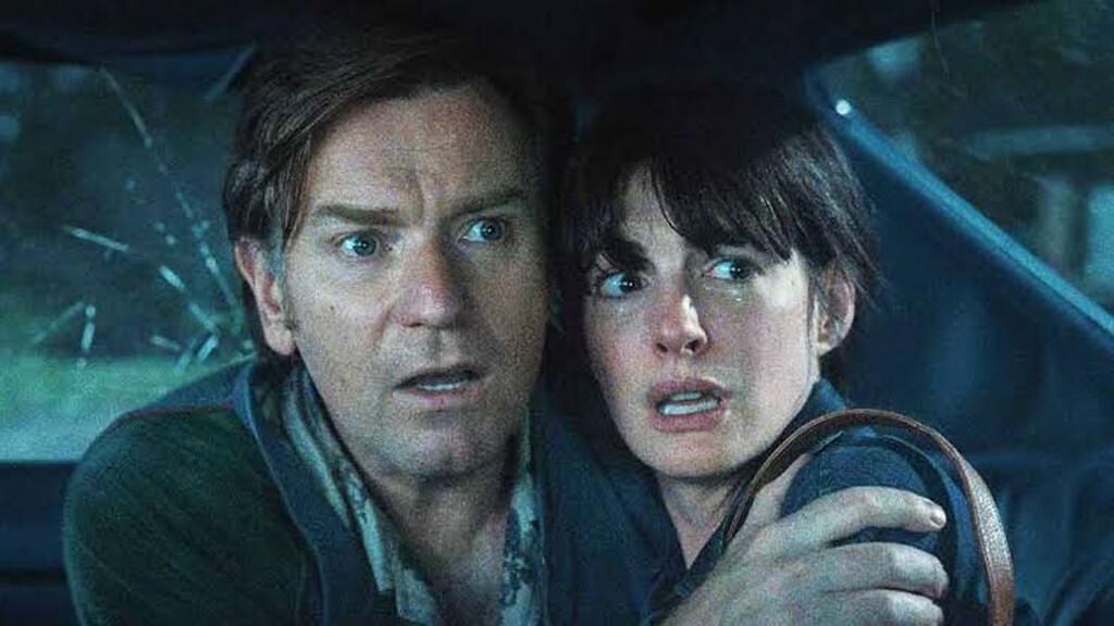 'El final de Oak Street' iba a tener un desenlace diferente. Ewan McGregor y Anne Hathaway hablan de un final más oscuro y complicado que una era plagada de dinosaurios