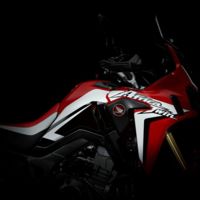 Así es la nueva Honda CRF1000L Africa Twin rodando por pista
