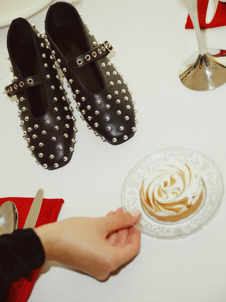 Zapatos flats con tachuelas