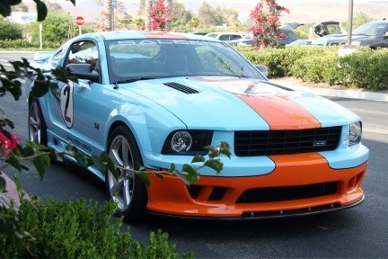 Saleen 550 Mustang, el pony se viste de Gulf