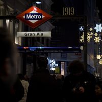 El Metro de Madrid es uno de los más singulares de Europa por una razón histórica: sigue circulando por la izquierda