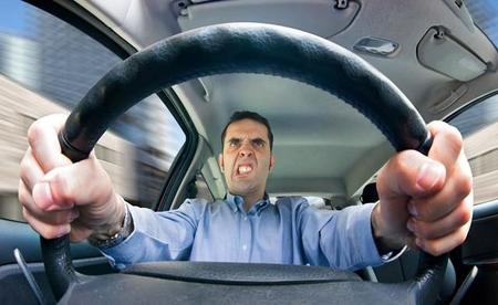 Ocho errores que demuestran que no eres un buen conductor