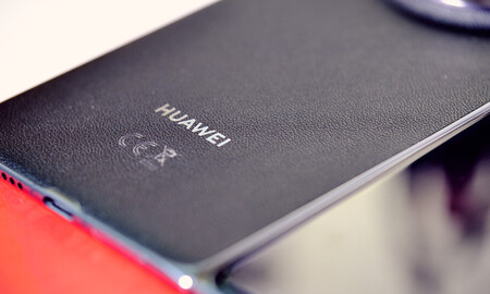 Analisis Huawei Mate X7 14