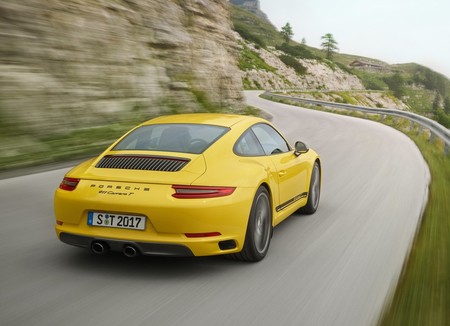 Porsche 911 Carrera T 5