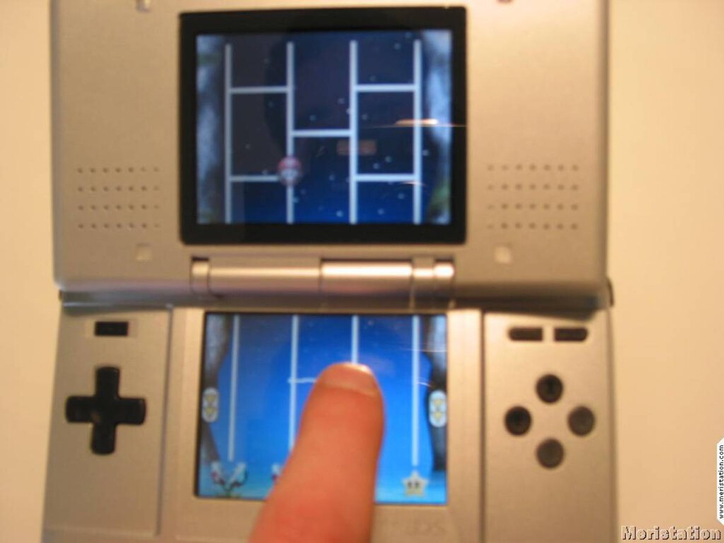 Nintendo sabía que harías esto con tu DS: por eso diseñaron a su consola con un mecanismo preventivo  