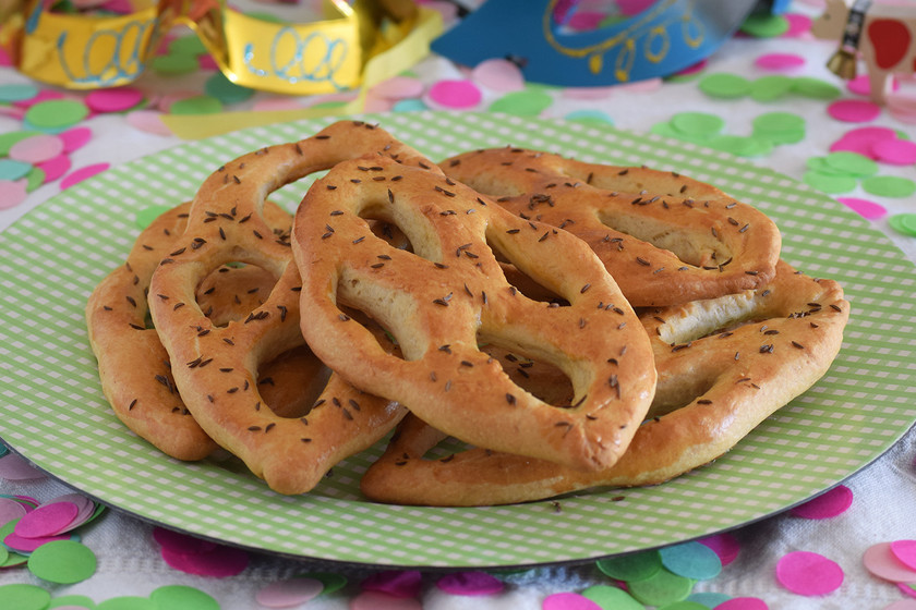 Fastenwähe o pretzel suizo de carnaval. Receta de cocina elaborada y ...