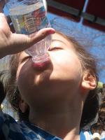 La importancia de mantener al niño hidratado