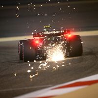 La F1 obligó a usar titanio en los coches para que echasen chispas. Ahora tienen un problema: está provocando incendios en los circuitos 