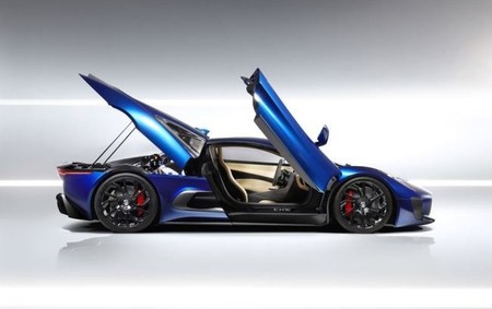 Jag_C-X75 side